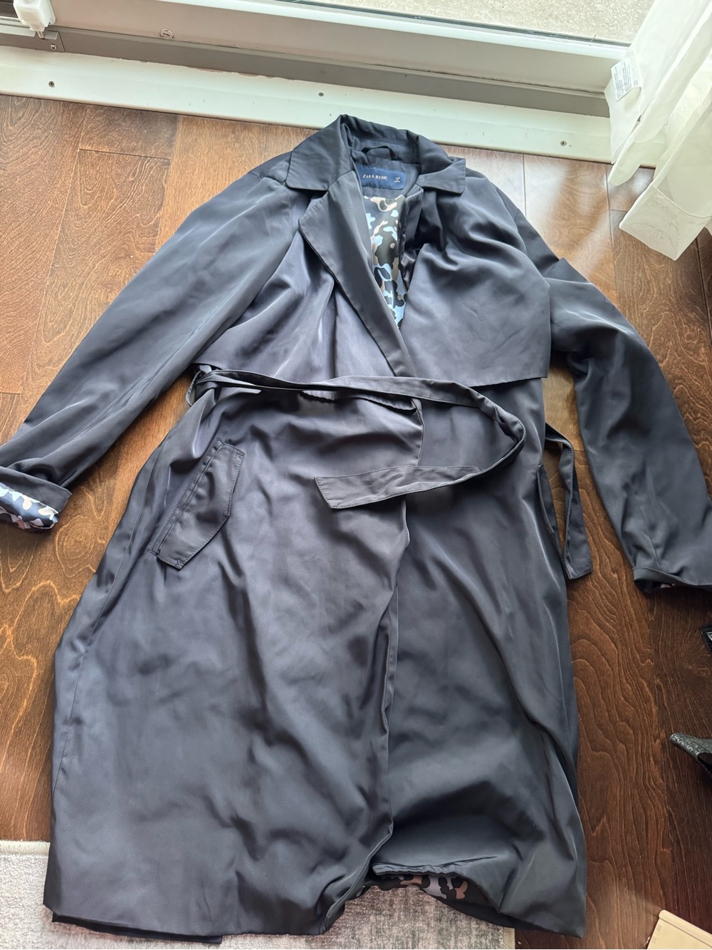 Lightweight Navy Trench Coat with Tie Belt